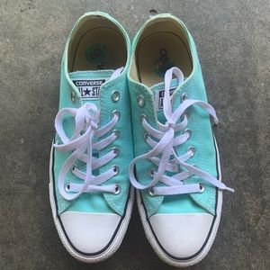 Blue Converse size 8